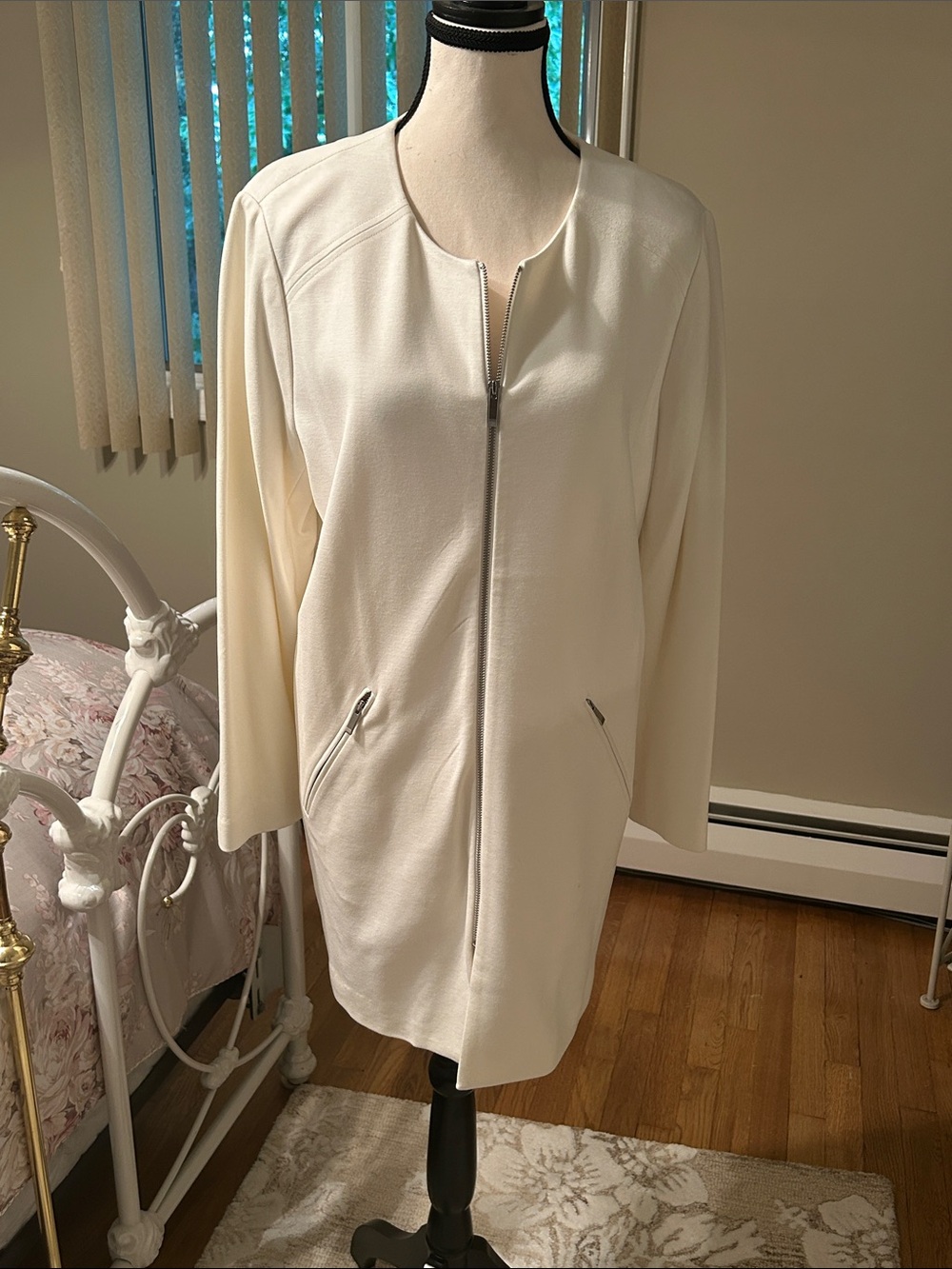 Chico's Cream Zip-Front Jacket